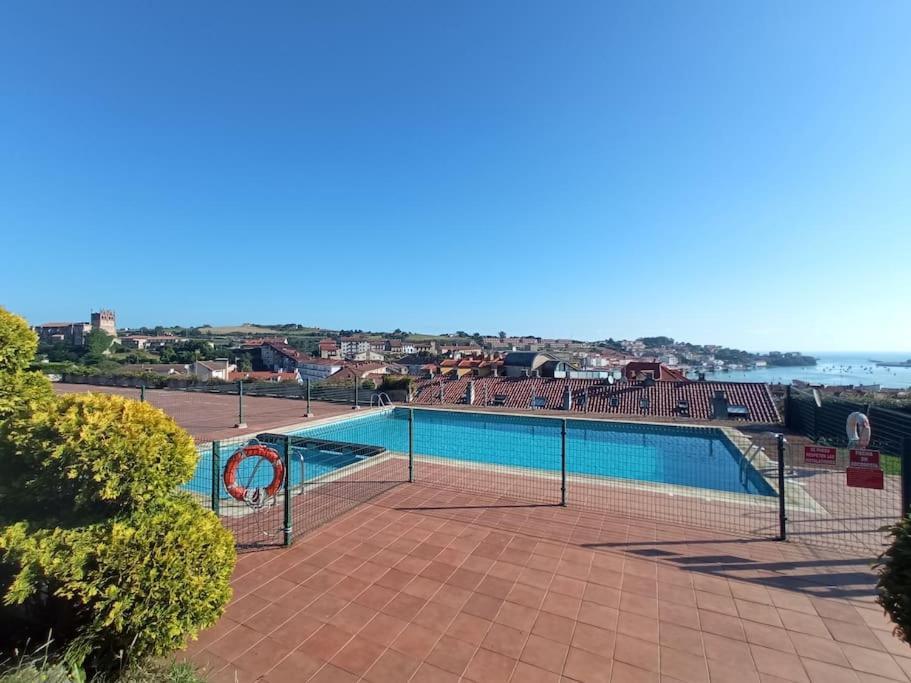 Terraza Y Piscina Con Vistas Espectaculares Al Mar Parking Cubierto Leilighet San Vicente De La Barquera Eksteriør bilde