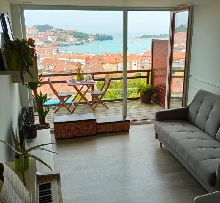 Terraza Y Piscina Con Vistas Espectaculares Al Mar Parking Cubierto Leilighet San Vicente De La Barquera Eksteriør bilde